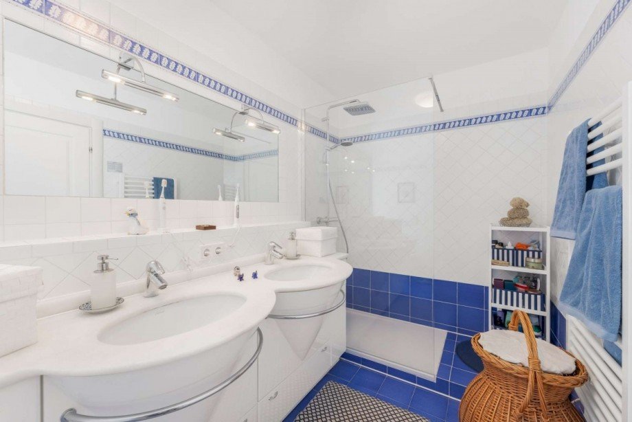 Badezimmer OG Einfamilienhaus Ottobrunn