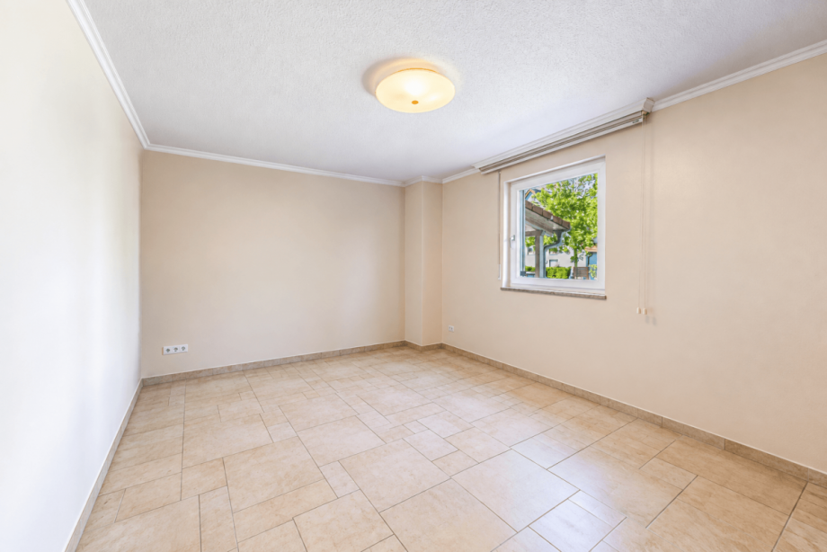 EG_Arbeitszimmer leer Villa Erlangen