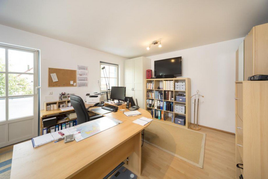 B�ro mit Balkon Reiheneckhaus Landsberied