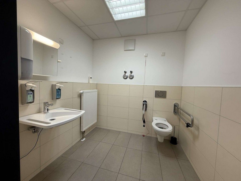 WC B�ro / Praxis N�rnberg