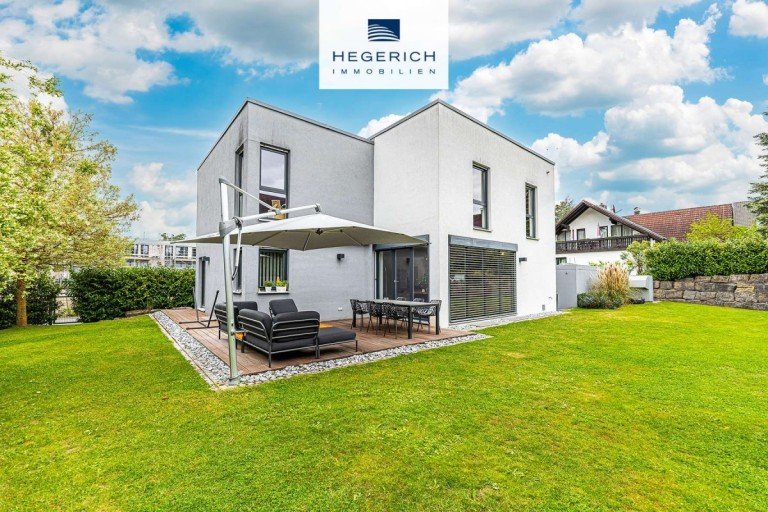Ansicht S�d Cadolzburg Villa Reserviert: Moderne Traumvilla mit S�d-West-Terrasse und viel Platz f�r die Familie