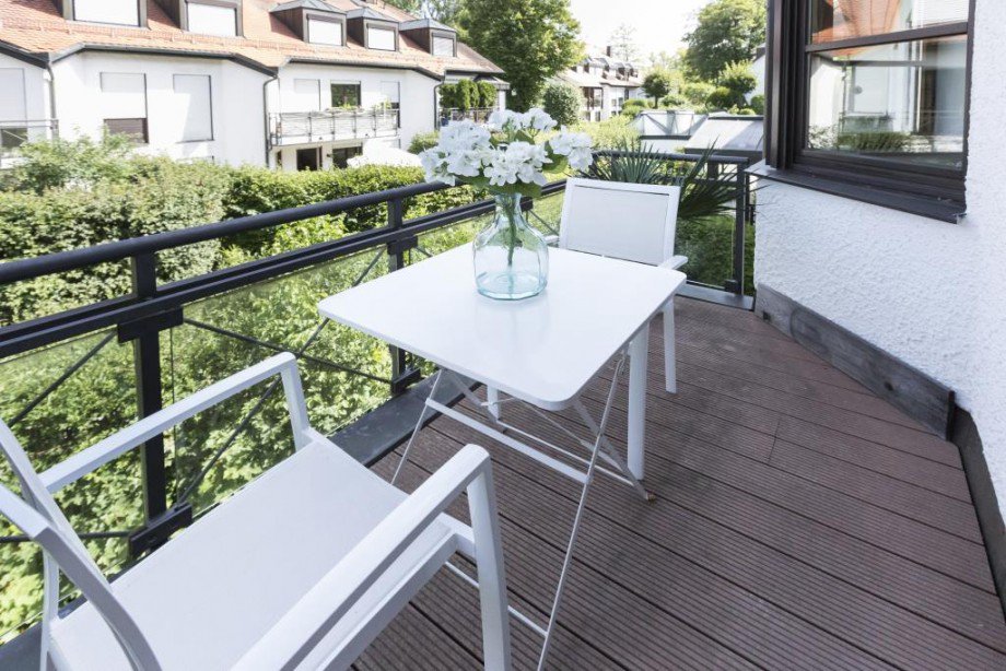 Balkon in S�dost-Ausrichtung Etagenwohnung M�nchen