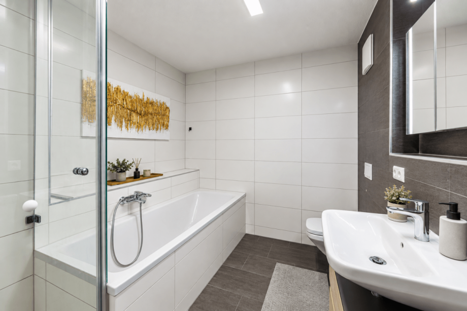 Badezimmer - KI generiert Erdgeschosswohnung N�rnberg