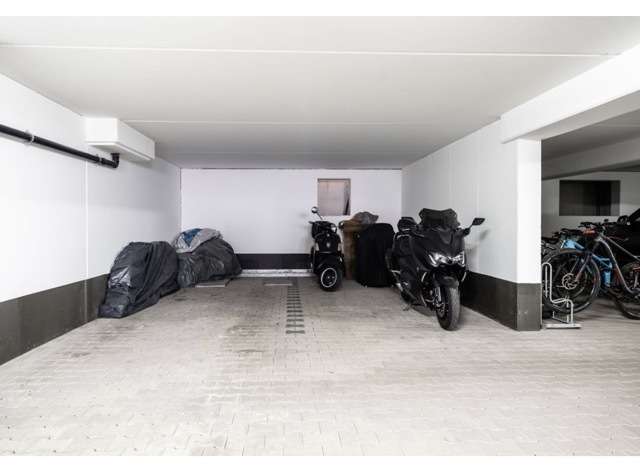 Tiefgarage Doppelhaush�lfte Vaterstetten