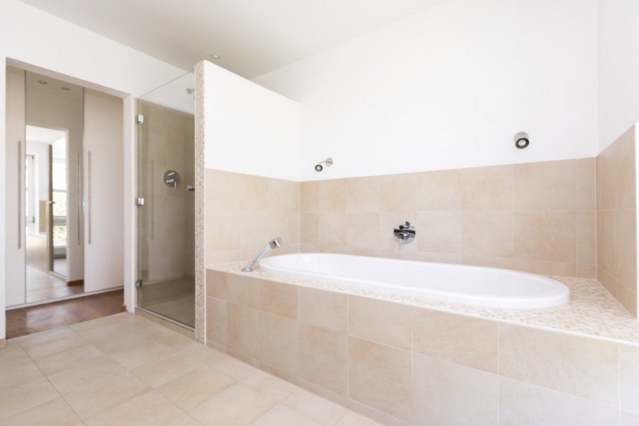 Badezimmer Doppelhaush�lfte Krailling