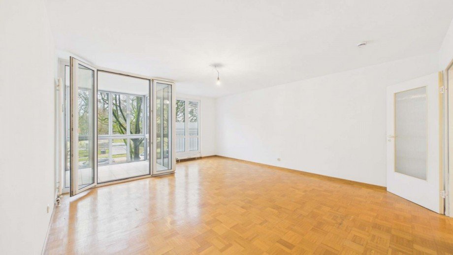 Wohnzimmer mit Loggia Wohnung M�nchen