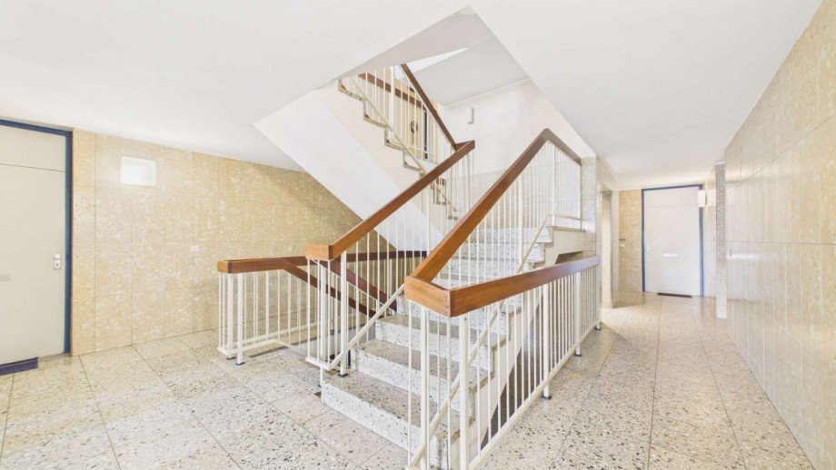 Treppenhaus Etagenwohnung M�nchen