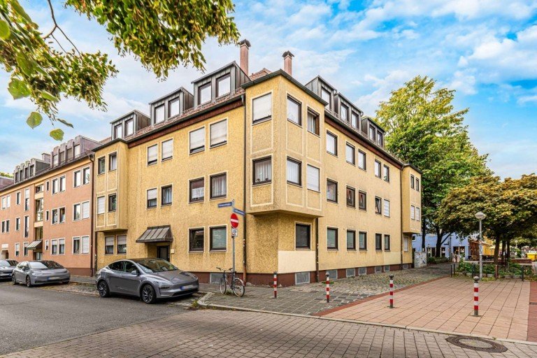 Aussenansicht N�rnberg Etagenwohnung HEGERICH: IHRE IDEEN. IHR STIL. IHR NEUES ZUHAUSE. - 2-ZIMMER-WOHNUNG MIT GESTALTUNGSSPIELRAUM