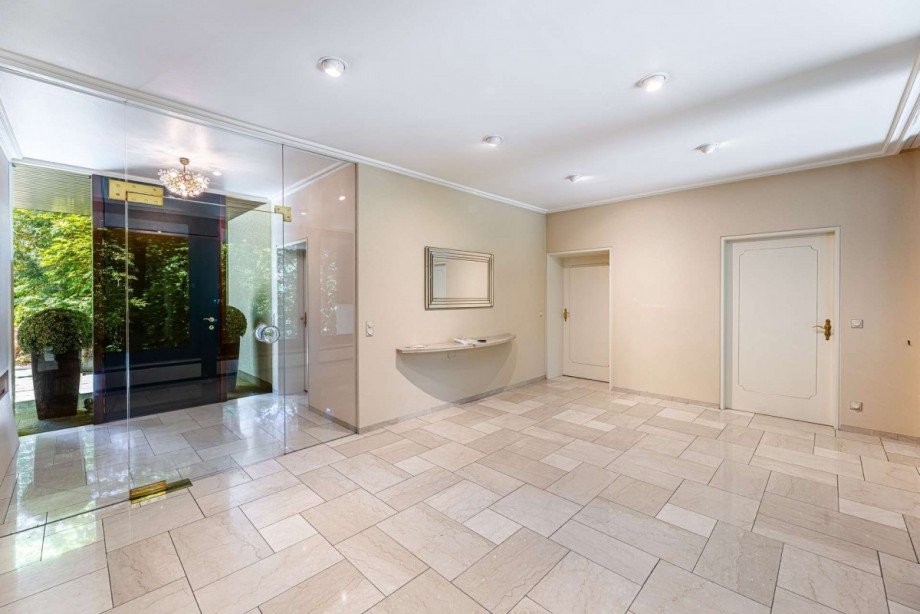 Eingangsbereich Villa F�rth
