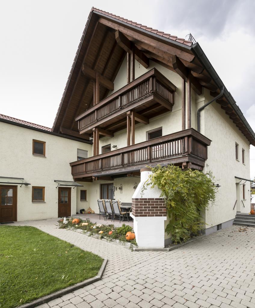 Aussenansicht 1 Mehrfamilienhaus M�nchen