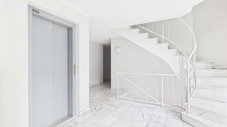 Hausflur Etagenwohnung M�nchen